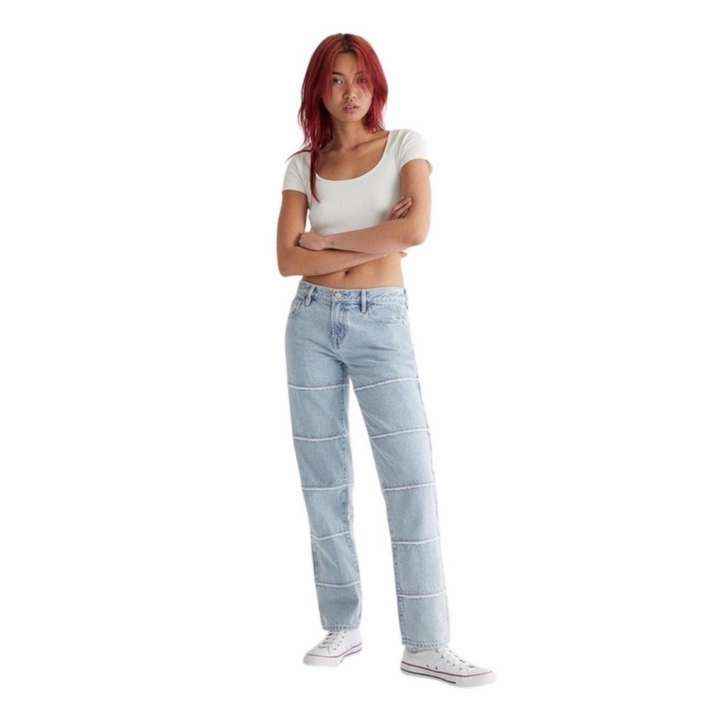 Pacsun Low Rise Straight Jeans with Seam Detail